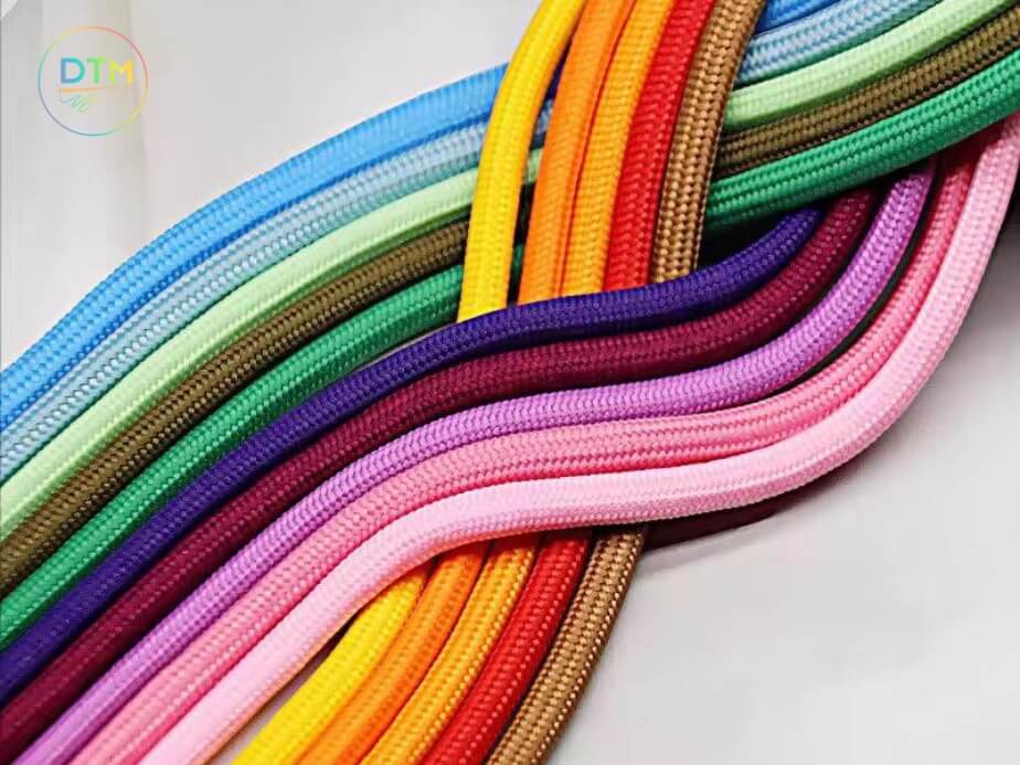 Hình ảnh các mẫu dây rút áo khoác tròn cotton nhiều màu sắc, mềm mại, dệt chắc chắn.