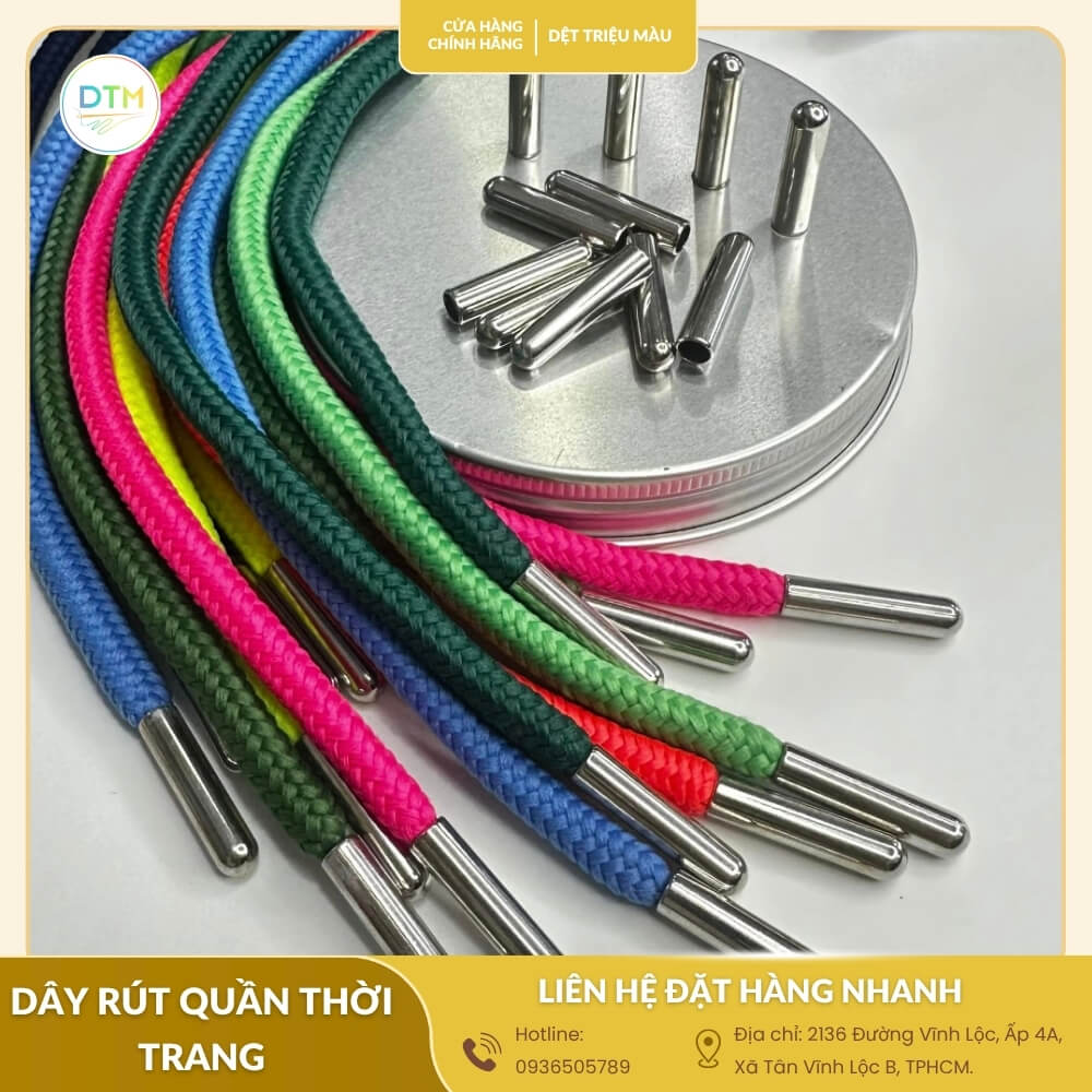 Dây rút quần thời trang phối màu nổi bật, chất liệu cotton pha bền chắc, đầu bọc kim loại tinh xảo.