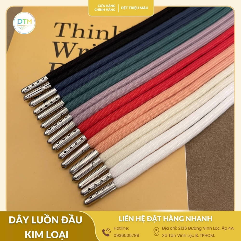 Dây luồn đầu kim loại 7 màu sắc nổi bật, đầu kim loại sáng bóng, chất liệu bền chắc, mang đến sự lựa chọn đa dạng cho giày.